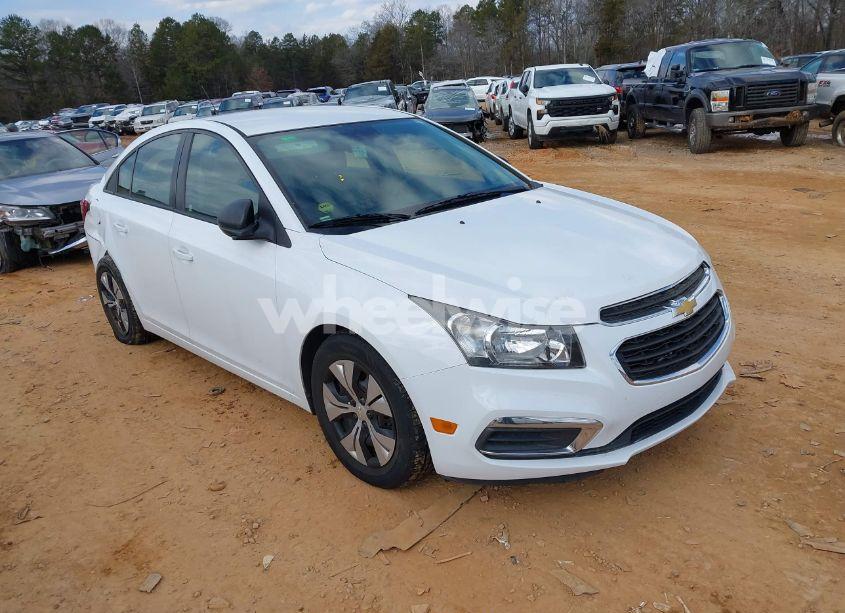 2015 Chevrolet Cruze LS AUTO (VIN 1G1PA5SHXF7231072) main photo