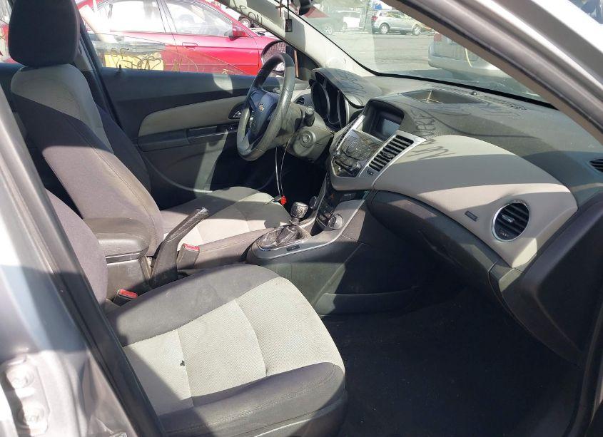 Photo 5 of 2014 Chevrolet Cruze LS MANUAL (VIN 1G1PB5SG0E7154554)
