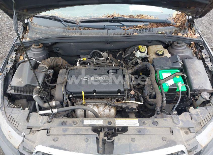 Photo 10 of 2014 Chevrolet Cruze LS MANUAL (VIN 1G1PB5SG1E7190169)