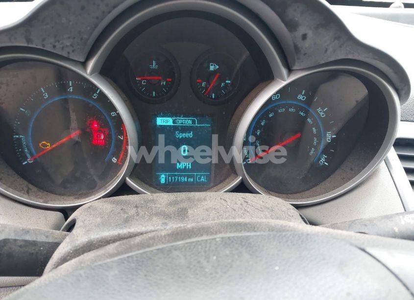 Photo 7 of 2014 Chevrolet Cruze LS MANUAL (VIN 1G1PB5SG1E7190169)