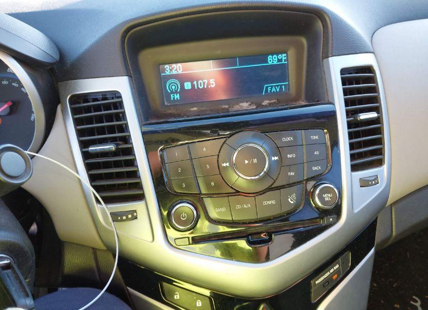 Photo 14 of 2014 Chevrolet Cruze LS MANUAL (VIN 1G1PB5SG4E7446417)