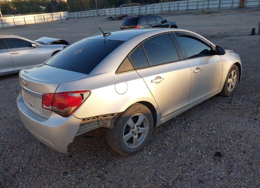 Photo 4 of 2014 Chevrolet Cruze LS MANUAL (VIN 1G1PB5SG4E7446417)