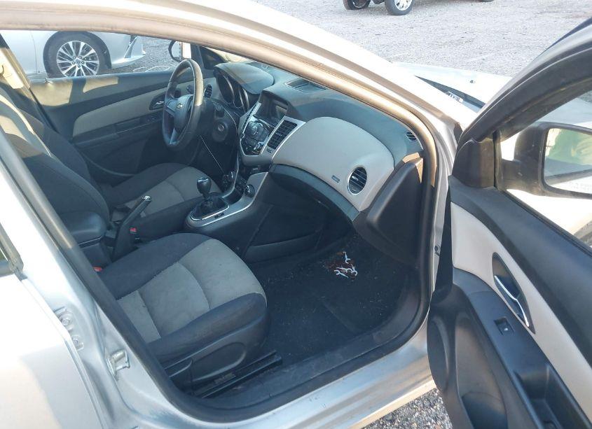 Photo 5 of 2014 Chevrolet Cruze LS MANUAL (VIN 1G1PB5SG4E7446417)