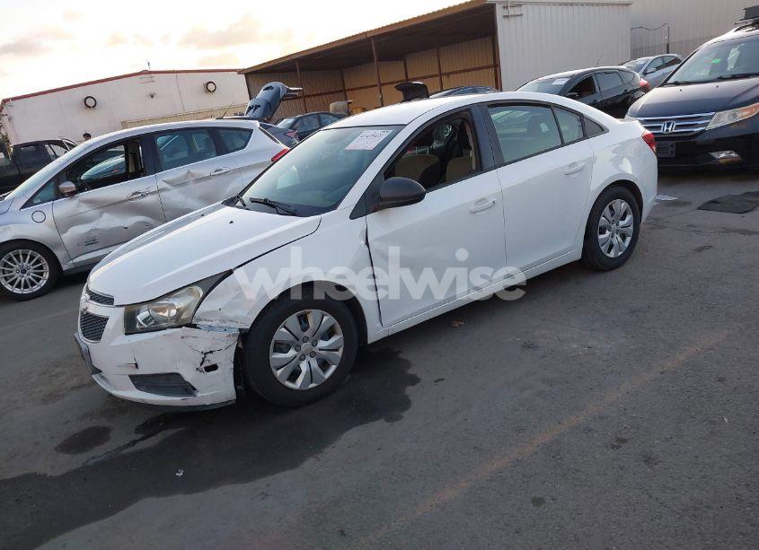 Photo 2 of 2013 Chevrolet Cruze LS MANUAL (VIN 1G1PB5SG6D7107026)