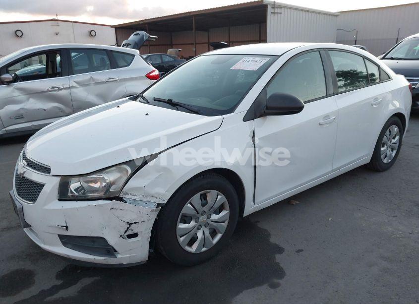 Photo 6 of 2013 Chevrolet Cruze LS MANUAL (VIN 1G1PB5SG6D7107026)