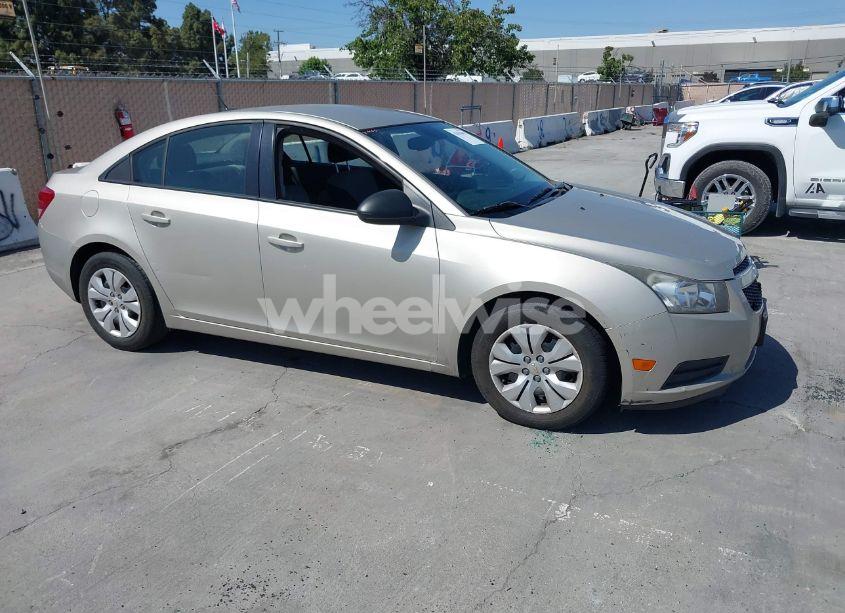 2013 Chevrolet Cruze LS MANUAL (VIN 1G1PB5SG7D7246162) main photo