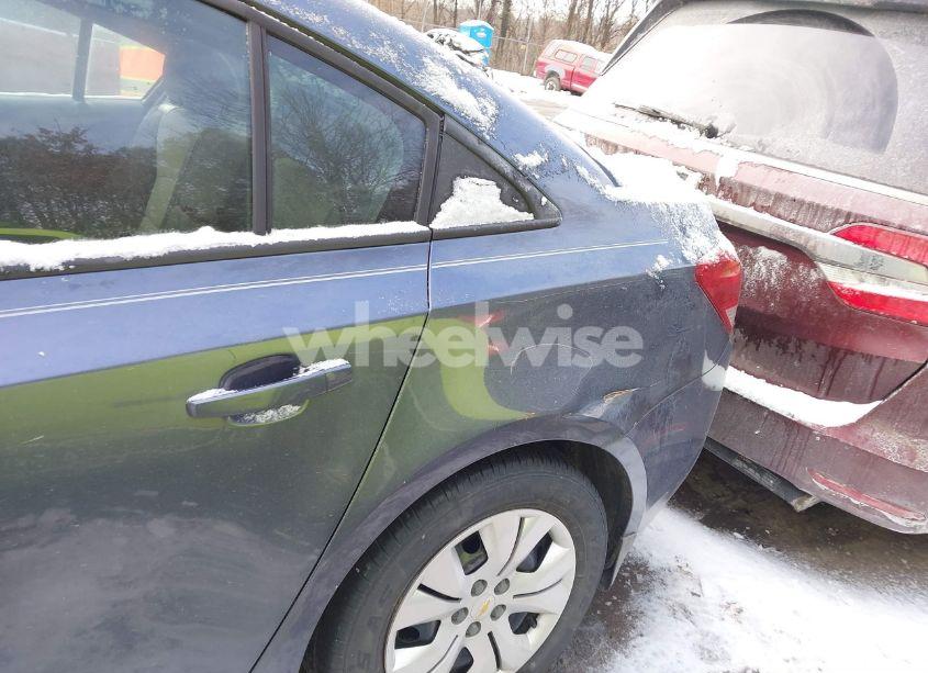 Photo 17 of 2014 Chevrolet Cruze LS MANUAL (VIN 1G1PB5SG7E7142059)