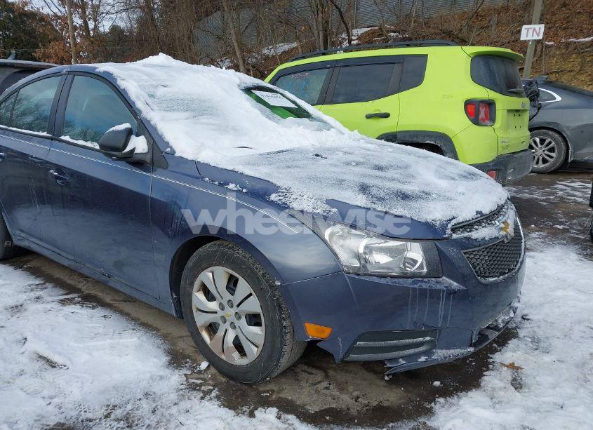 Photo 6 of 2014 Chevrolet Cruze LS MANUAL (VIN 1G1PB5SG7E7142059)