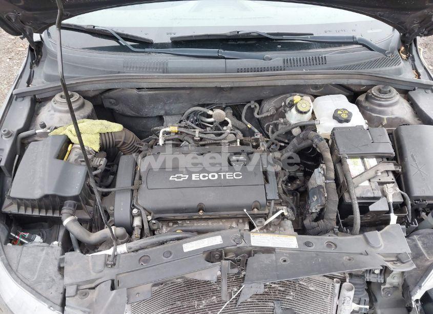 Photo 10 of 2014 Chevrolet Cruze LS MANUAL (VIN 1G1PB5SG8E7213110)