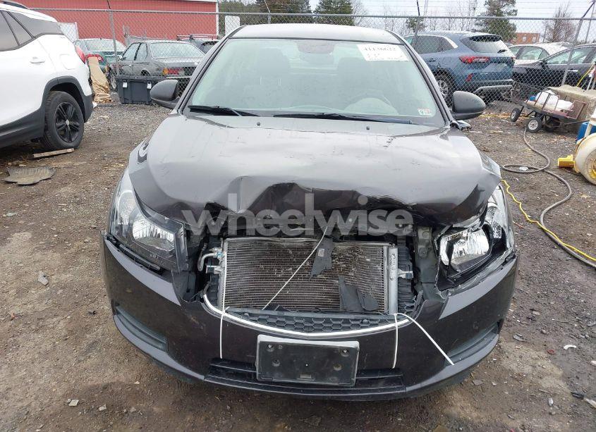 Photo 6 of 2014 Chevrolet Cruze LS MANUAL (VIN 1G1PB5SG8E7213110)