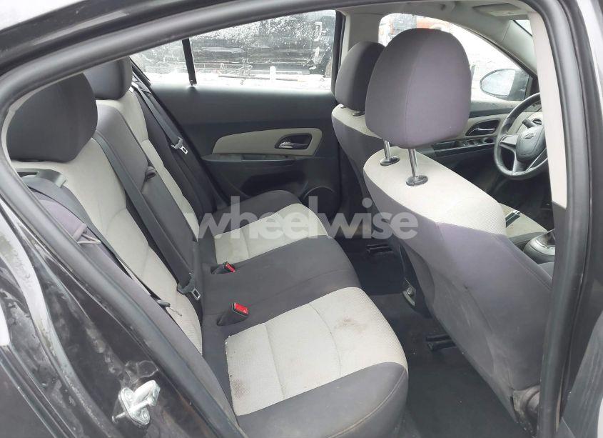 Photo 8 of 2014 Chevrolet Cruze LS MANUAL (VIN 1G1PB5SG8E7213110)