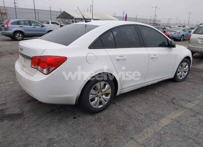 Photo 4 of 2014 Chevrolet Cruze LS MANUAL (VIN 1G1PB5SG9E7168906)