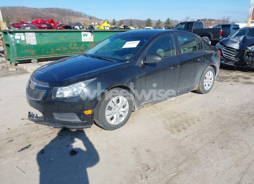 Photo 2 of 2013 Chevrolet Cruze LS MANUAL (VIN 1G1PB5SGXD7131183)