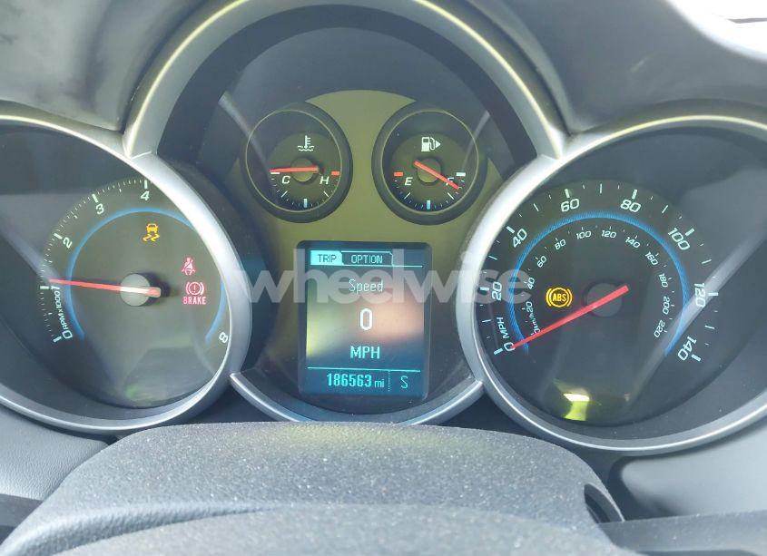 Photo 7 of 2013 Chevrolet Cruze LS MANUAL (VIN 1G1PB5SGXD7131183)