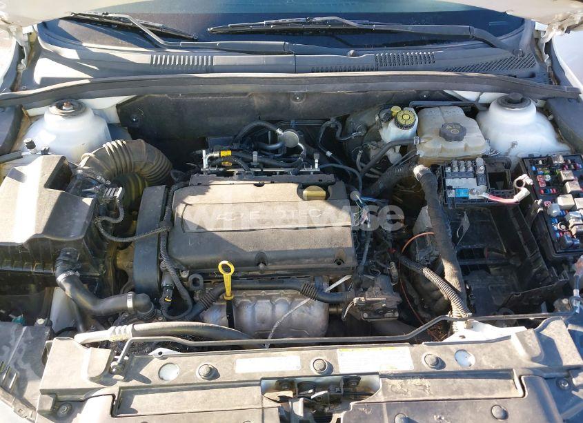 Photo 10 of 2014 Chevrolet Cruze LS MANUAL (VIN 1G1PB5SGXE7139849)