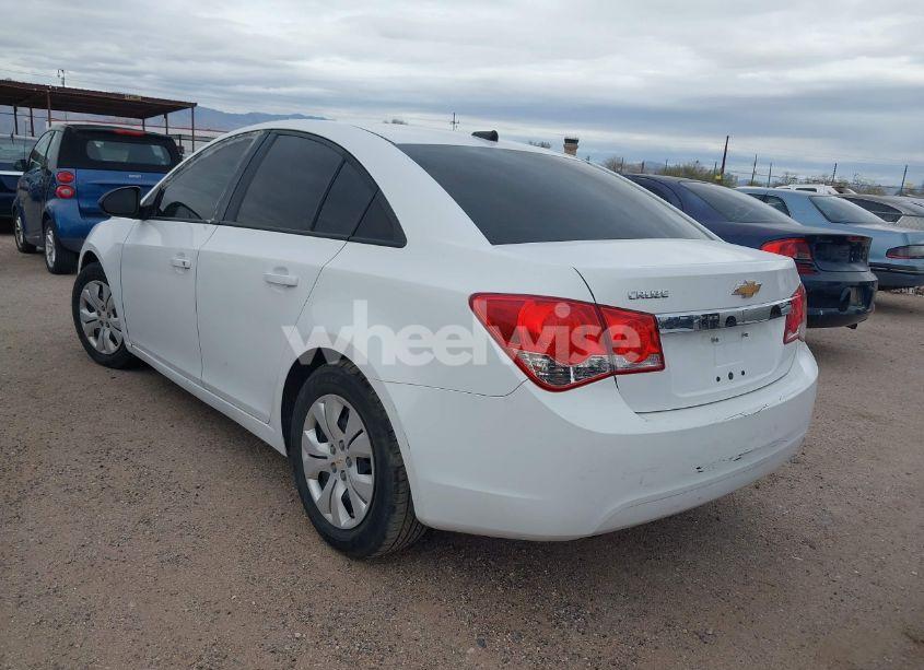 Photo 3 of 2014 Chevrolet Cruze LS MANUAL (VIN 1G1PB5SGXE7139849)