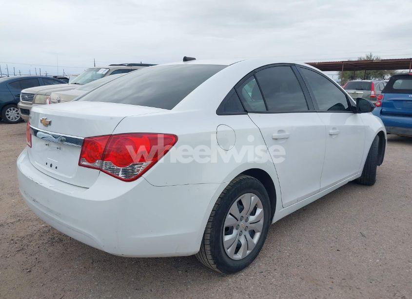 Photo 4 of 2014 Chevrolet Cruze LS MANUAL (VIN 1G1PB5SGXE7139849)