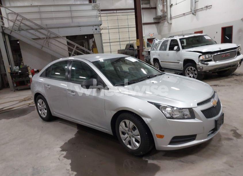 2014 Chevrolet Cruze (VIN 1G1PB5SH0E7279305) main photo