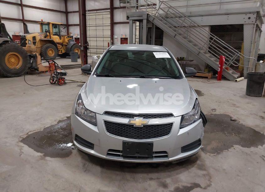 Photo 12 of 2014 Chevrolet Cruze (VIN 1G1PB5SH0E7279305)