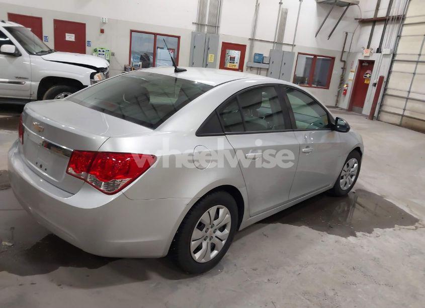 Photo 4 of 2014 Chevrolet Cruze (VIN 1G1PB5SH0E7279305)