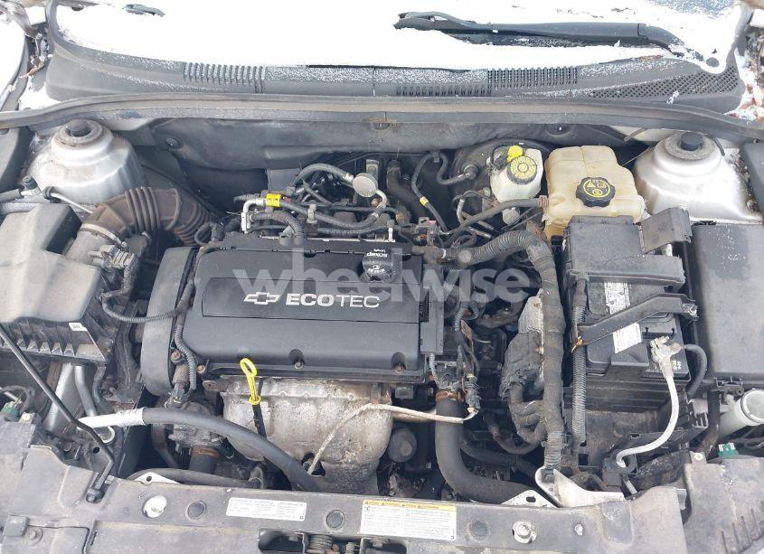 Photo 10 of 2015 Chevrolet Cruze LS MANUAL (VIN 1G1PB5SH0F7188598)