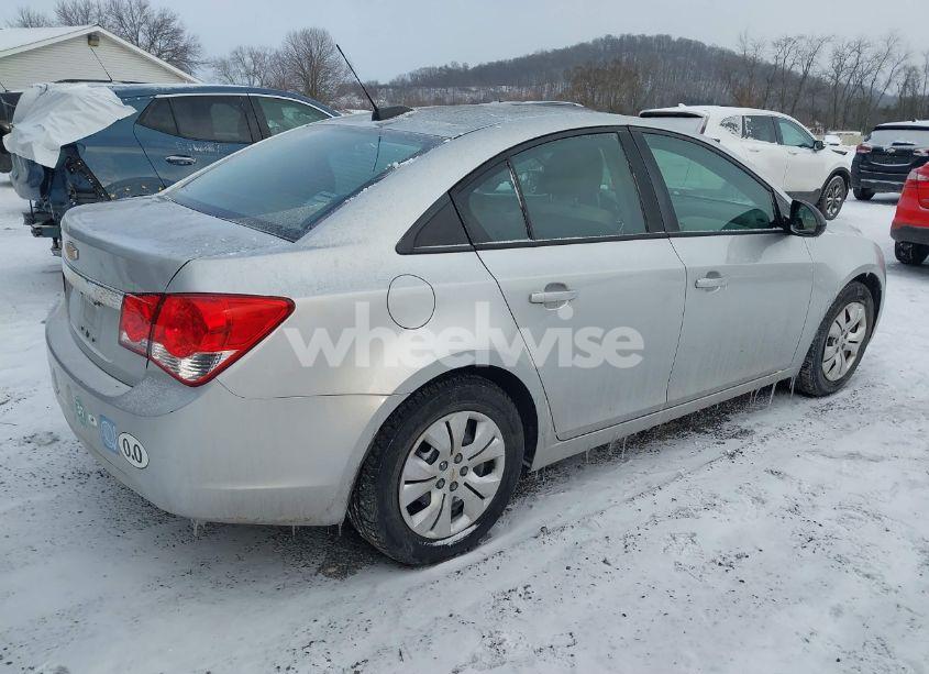 Photo 4 of 2015 Chevrolet Cruze LS MANUAL (VIN 1G1PB5SH0F7188598)
