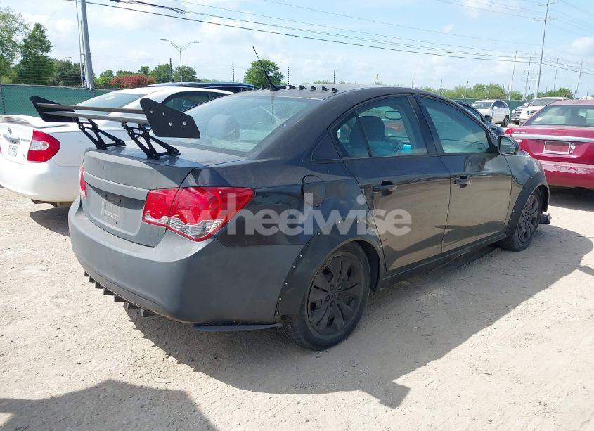 Photo 4 of 2014 Chevrolet Cruze LS MANUAL (VIN 1G1PB5SH1E7367053)