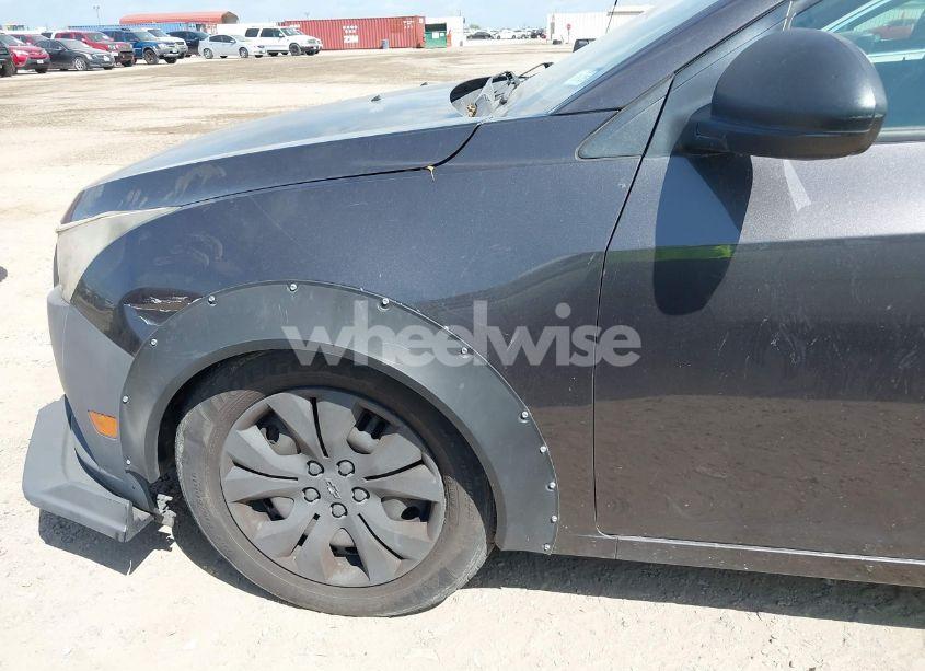 Photo 6 of 2014 Chevrolet Cruze LS MANUAL (VIN 1G1PB5SH1E7367053)