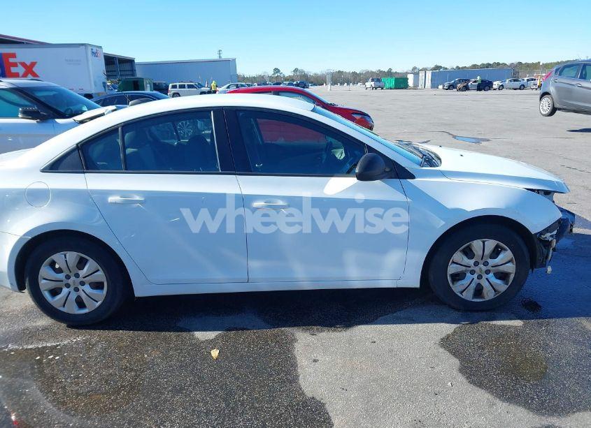 Photo 12 of 2015 Chevrolet Cruze LS MANUAL (VIN 1G1PB5SH2F7291005)