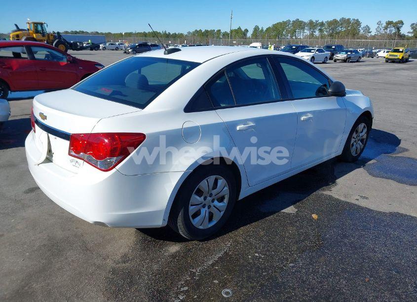 Photo 4 of 2015 Chevrolet Cruze LS MANUAL (VIN 1G1PB5SH2F7291005)