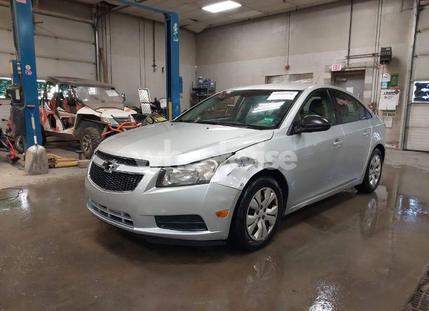 Photo 2 of 2013 Chevrolet Cruze LS MANUAL (VIN 1G1PB5SH3D7292659)