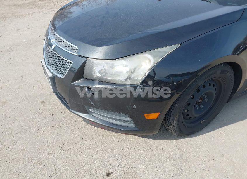 Photo 6 of 2013 Chevrolet Cruze LS MANUAL (VIN 1G1PB5SH4D7228596)