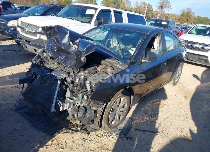 Photo 2 of 2014 Chevrolet Cruze LS MANUAL (VIN 1G1PB5SH5E7447732)