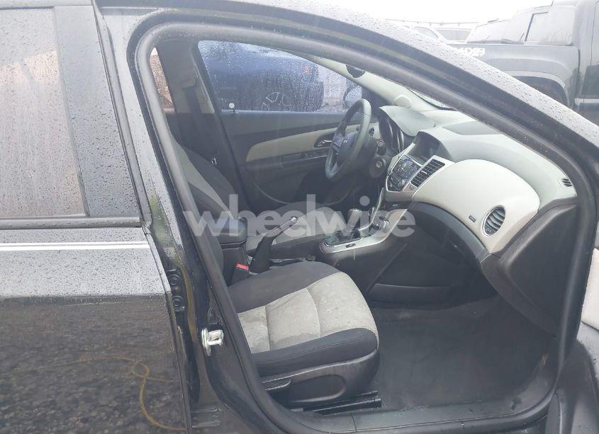 Photo 5 of 2015 Chevrolet Cruze LS MANUAL (VIN 1G1PB5SH5F7207288)