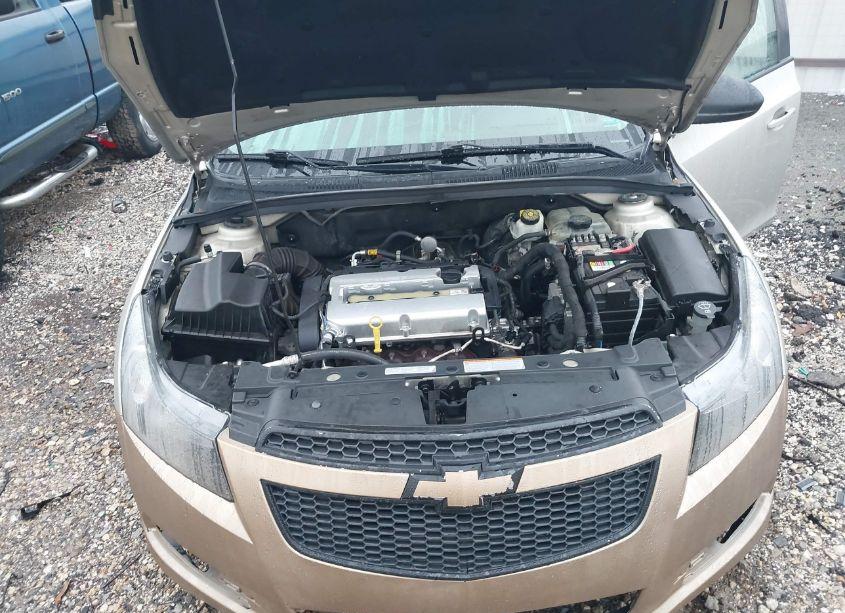 Photo 10 of 2013 Chevrolet Cruze LS MANUAL (VIN 1G1PB5SH6D7193799)