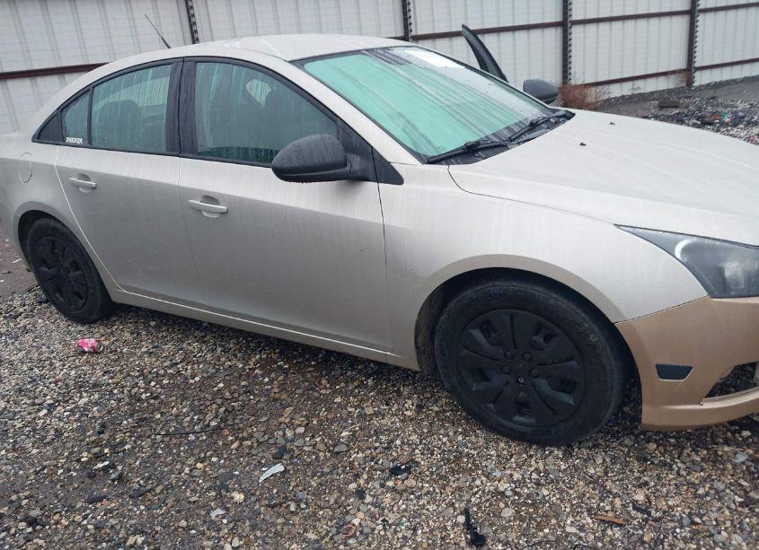 Photo 6 of 2013 Chevrolet Cruze LS MANUAL (VIN 1G1PB5SH6D7193799)