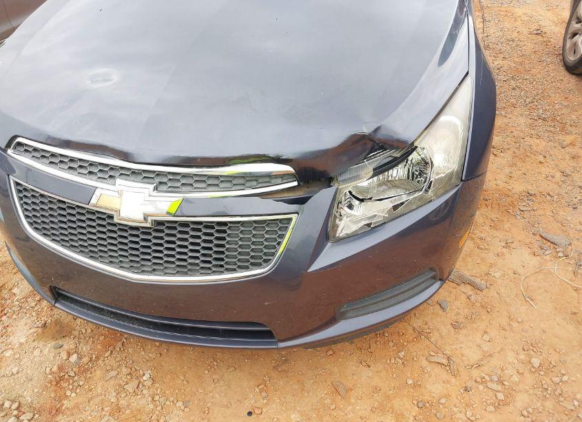 Photo 6 of 2013 Chevrolet Cruze LS MANUAL (VIN 1G1PB5SH7D7112258)