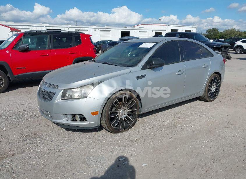 Photo 2 of 2014 Chevrolet Cruze LS MANUAL (VIN 1G1PB5SH7E7425814)