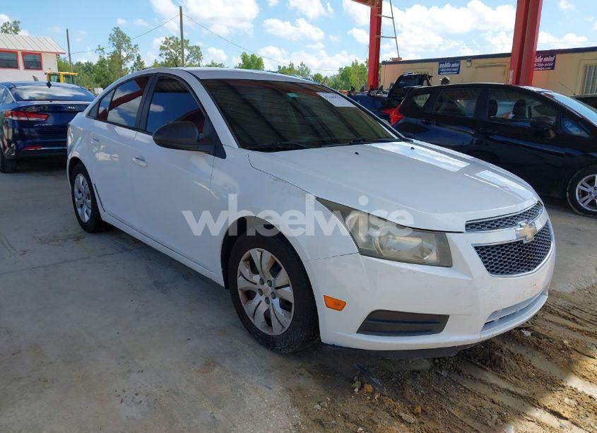 2013 Chevrolet Cruze LS MANUAL (VIN 1G1PB5SH8D7124340) main photo