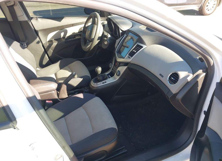 Photo 5 of 2013 Chevrolet Cruze LS MANUAL (VIN 1G1PB5SH9D7149716)