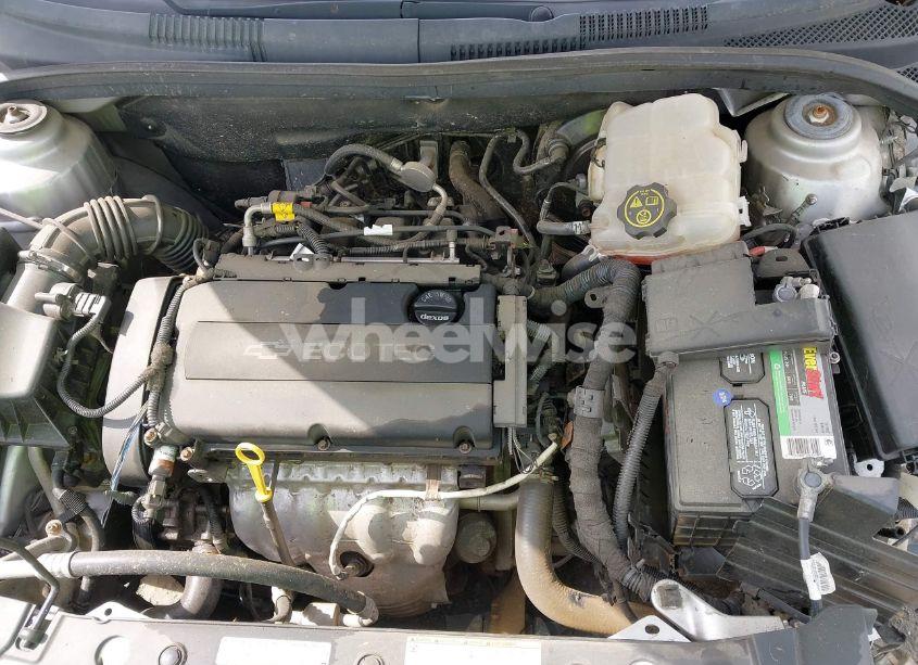 Photo 10 of 2014 Chevrolet Cruze LS MANUAL (VIN 1G1PB5SH9E7182278)