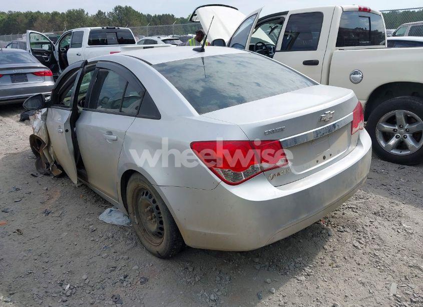 Photo 3 of 2014 Chevrolet Cruze LS MANUAL (VIN 1G1PB5SH9E7182278)