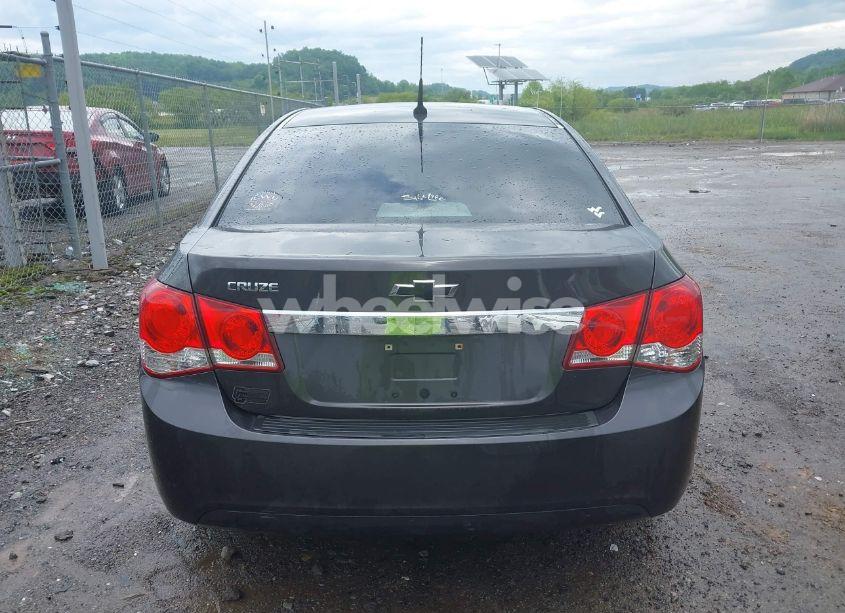 Photo 17 of 2014 Chevrolet Cruze LS MANUAL (VIN 1G1PB5SH9E7309367)