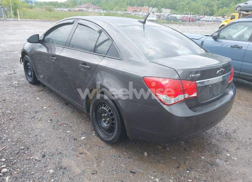 Photo 3 of 2014 Chevrolet Cruze LS MANUAL (VIN 1G1PB5SH9E7309367)