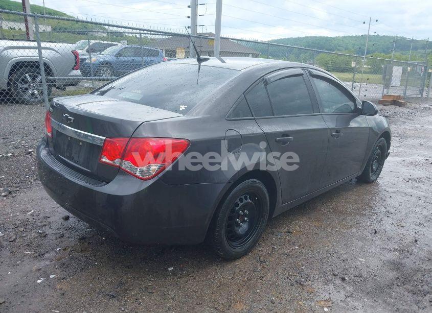 Photo 4 of 2014 Chevrolet Cruze LS MANUAL (VIN 1G1PB5SH9E7309367)