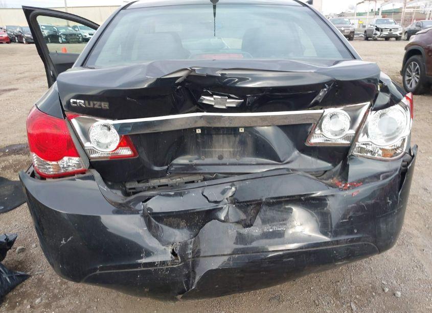 Photo 6 of 2013 Chevrolet Cruze LS MANUAL (VIN 1G1PB5SHXD7307738)