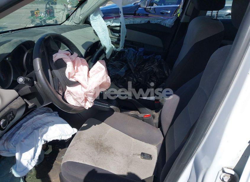 Photo 5 of 2015 Chevrolet Cruze LS MANUAL (VIN 1G1PB5SHXF7231716)