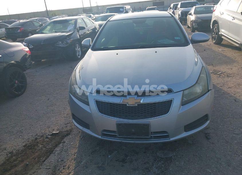 Photo 6 of 2013 Chevrolet Cruze 1LT AUTO (VIN 1G1PC5SB0D7113230)