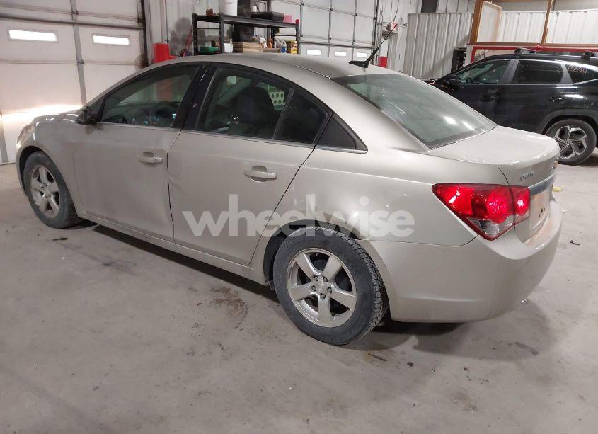 Photo 3 of 2013 Chevrolet Cruze 1LT AUTO (VIN 1G1PC5SB0D7152013)