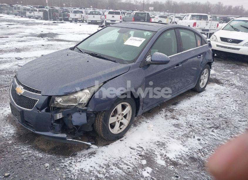 Photo 2 of 2013 Chevrolet Cruze 1LT AUTO (VIN 1G1PC5SB0D7183794)
